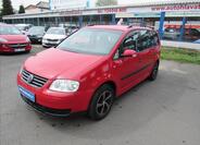 Volkswagen Touran 1