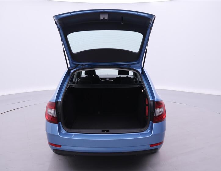 Škoda Octavia 9