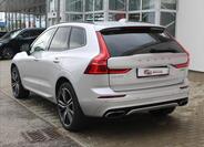 Volvo XC60 4