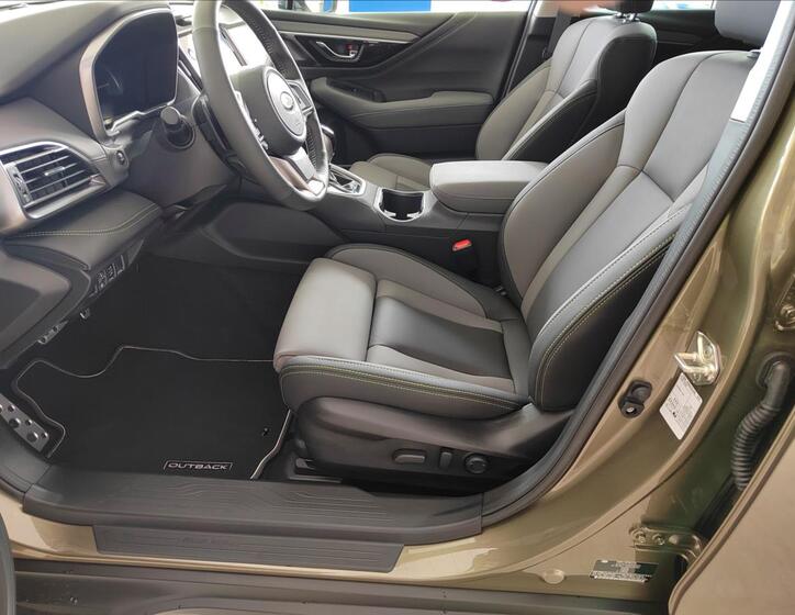 Subaru Outback 6