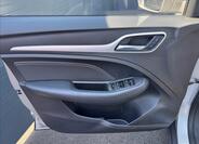 MG ZS 22