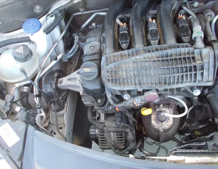 Peugeot 208 30