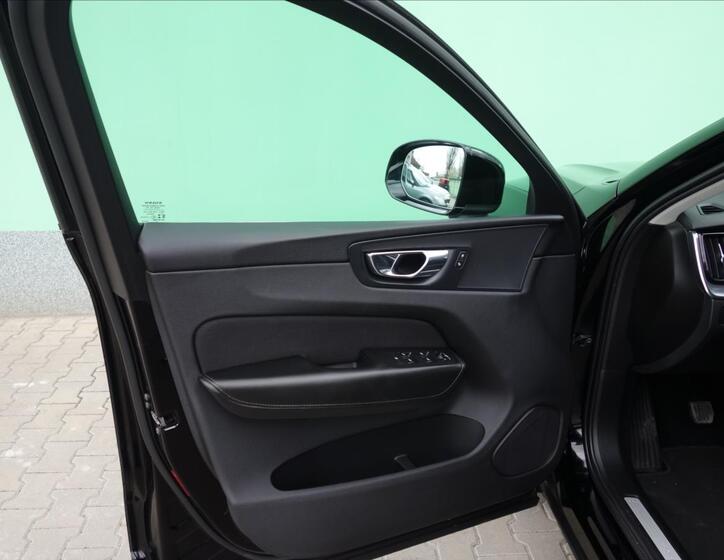 Volvo XC60 18