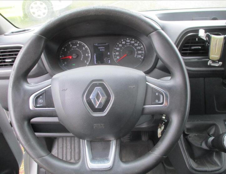 Renault Master 9