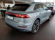 Audi Q8 5
