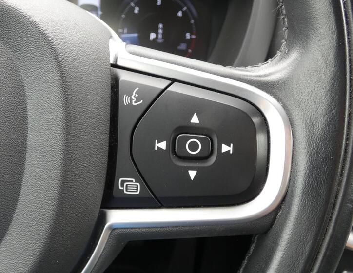Volvo XC60 12