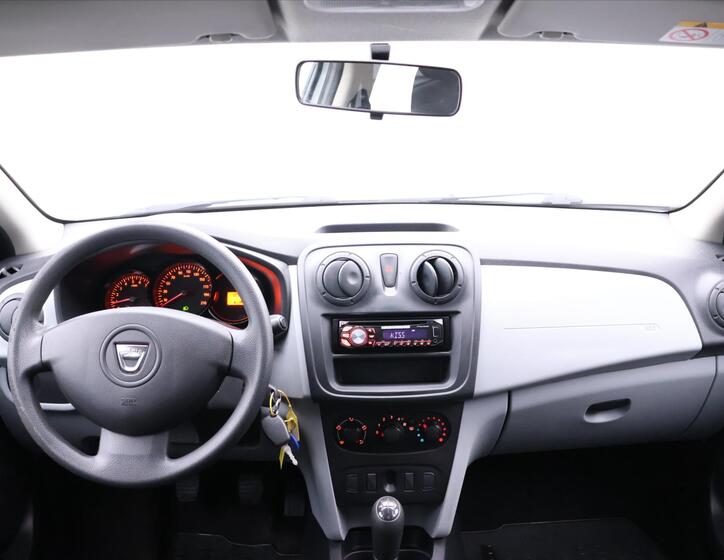 Dacia Logan 19