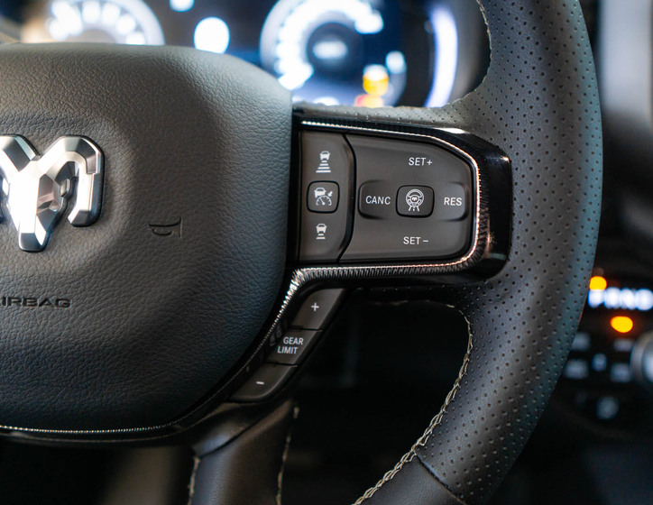 Dodge RAM 16