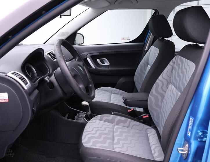 Škoda Roomster 12