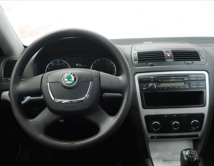 Škoda Octavia 23