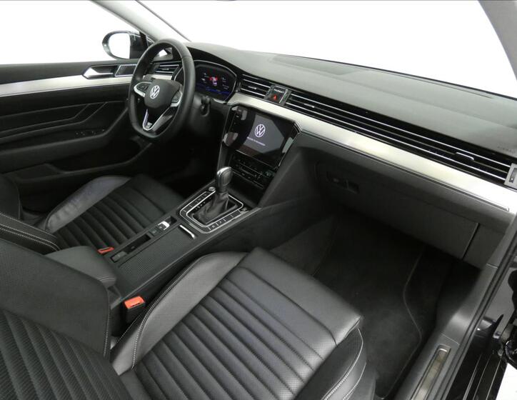 Volkswagen Passat 19