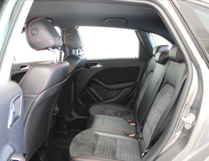 Mercedes-Benz Třídy B 7