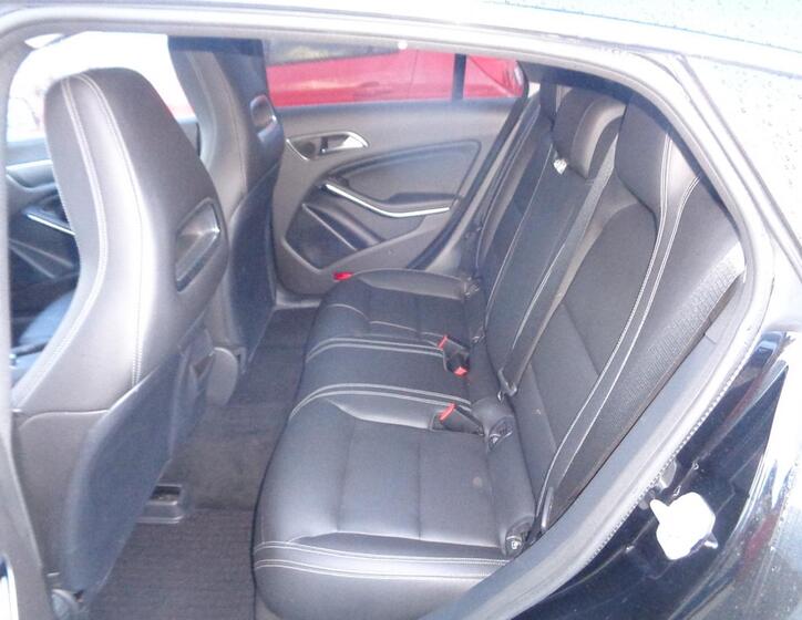 Mercedes-Benz CLA 11