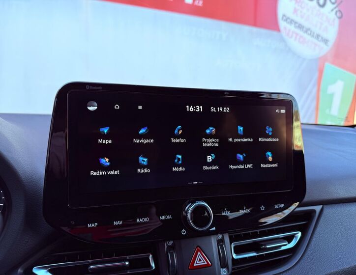Hyundai i30 19