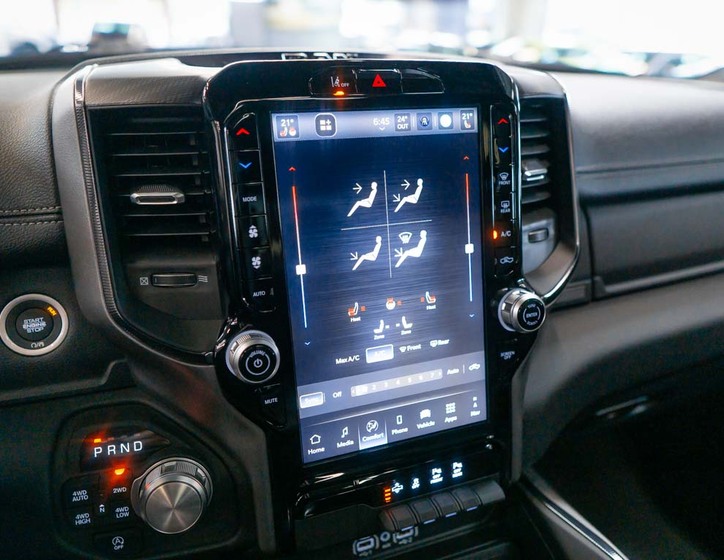 Dodge RAM 28