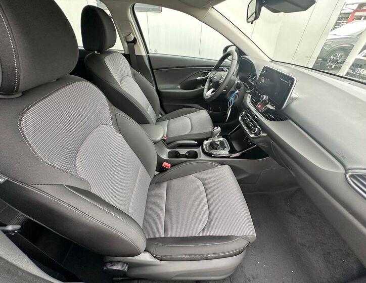 Hyundai i30 18