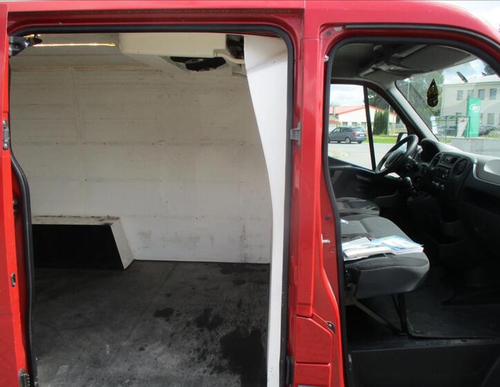 Renault Master 17