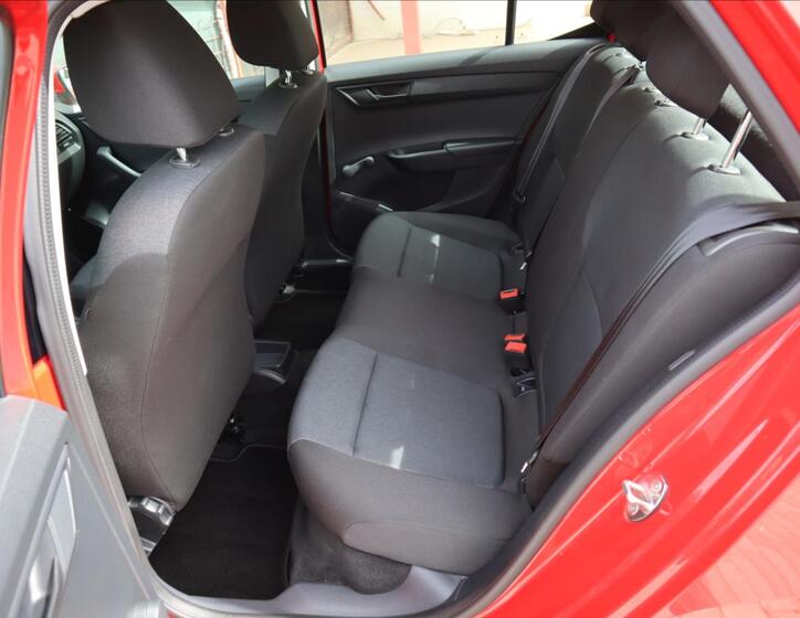 Škoda Fabia 18