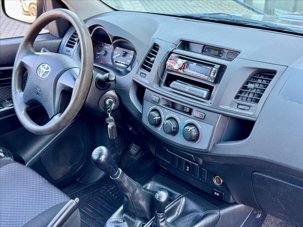 Toyota Hilux 10