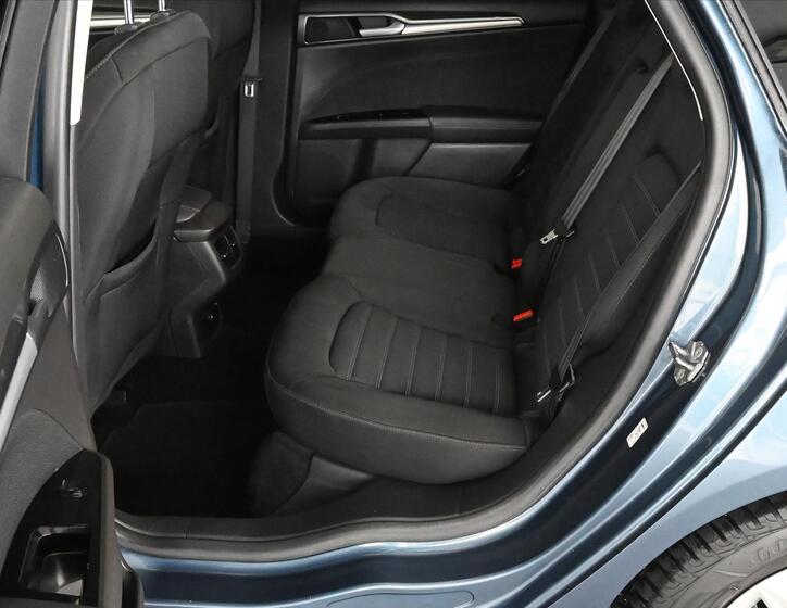 Ford Mondeo 10