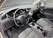 Volkswagen Tiguan 9