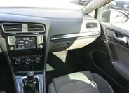 Volkswagen Golf 17