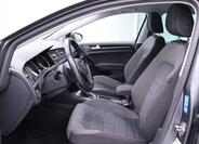 Volkswagen Golf 11
