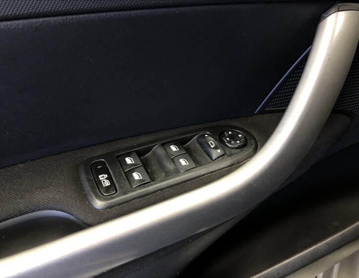Peugeot 308 23