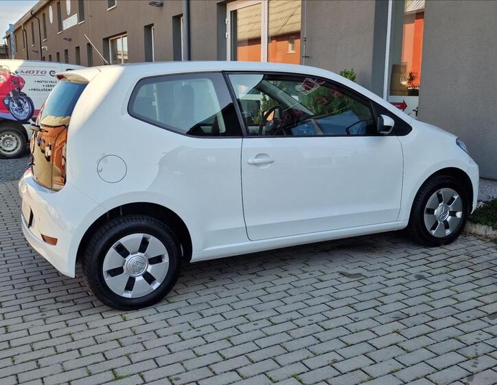 Volkswagen up! 11