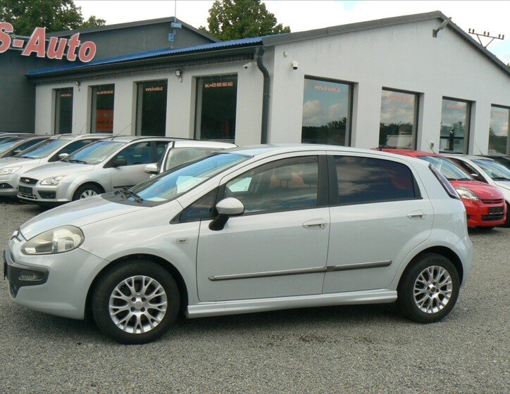 Fiat Punto Evo 1