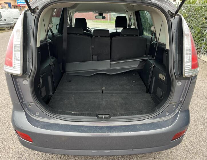 Mazda 5 30