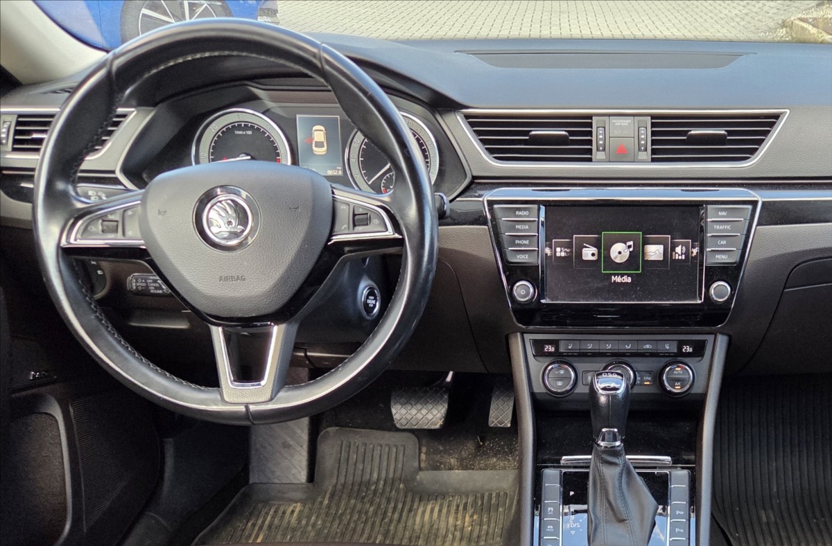 Škoda Superb