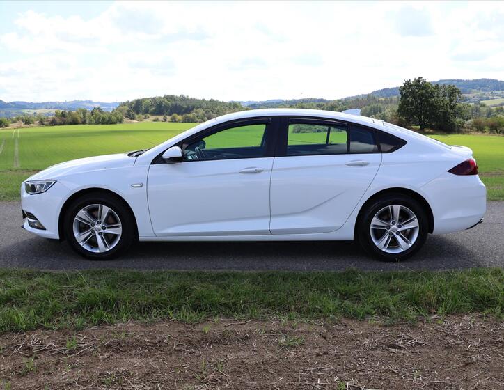 Opel Insignia 4