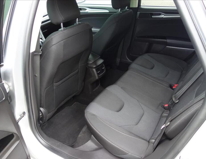 Ford Mondeo 27