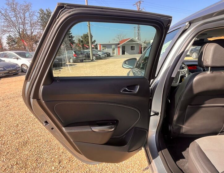 Opel Astra 12