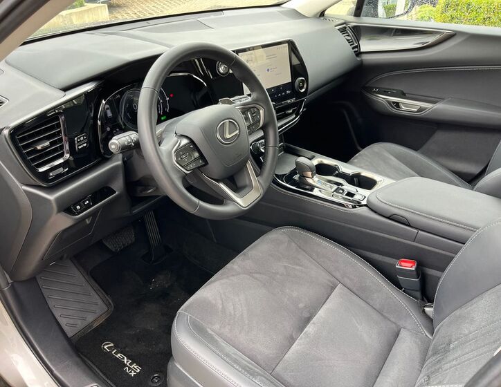 Lexus NX 350h 14