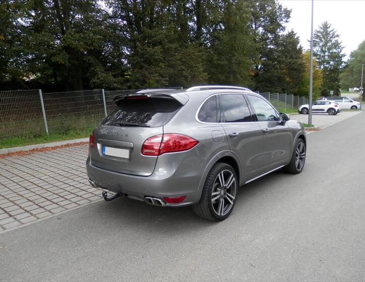 Porsche Cayenne 9