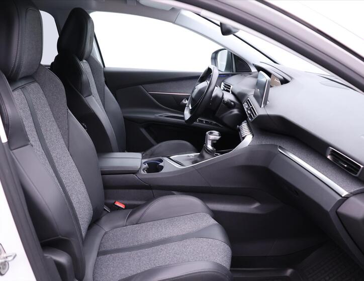 Peugeot 5008 14