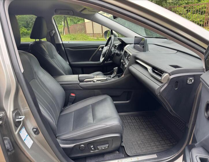 Lexus RX 300 10