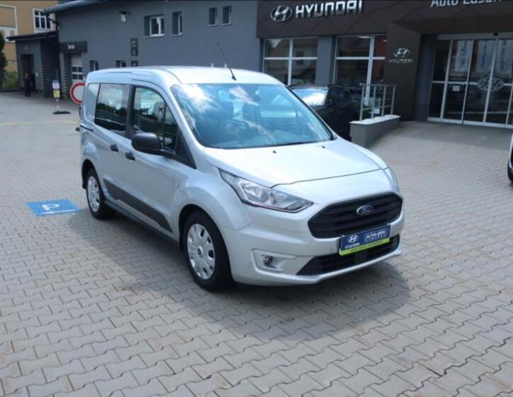 Ford Transit Connect 1