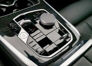 BMW X7 10