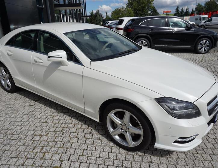 Mercedes-Benz CLS 1