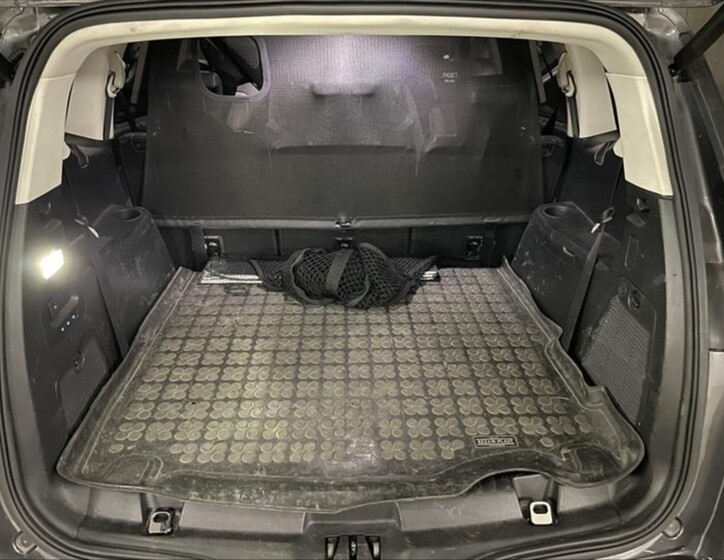 Ford S-MAX 10