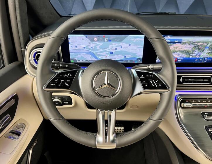Mercedes-Benz Třídy V 13