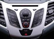 Ford Fiesta 16