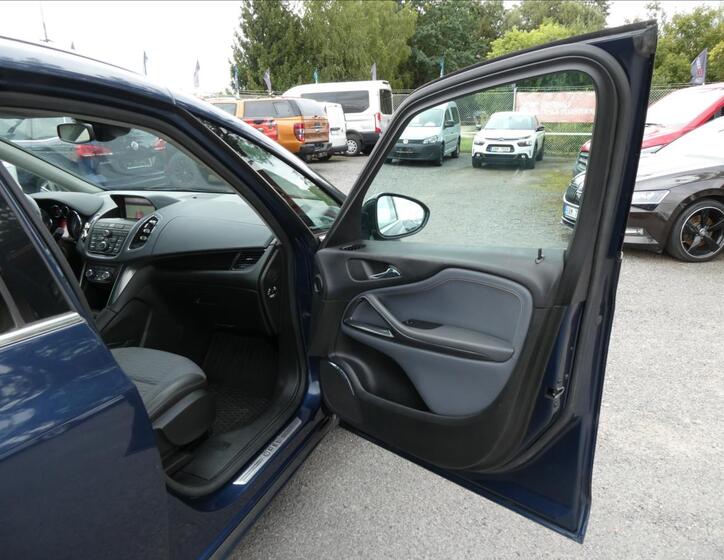 Opel Zafira 17