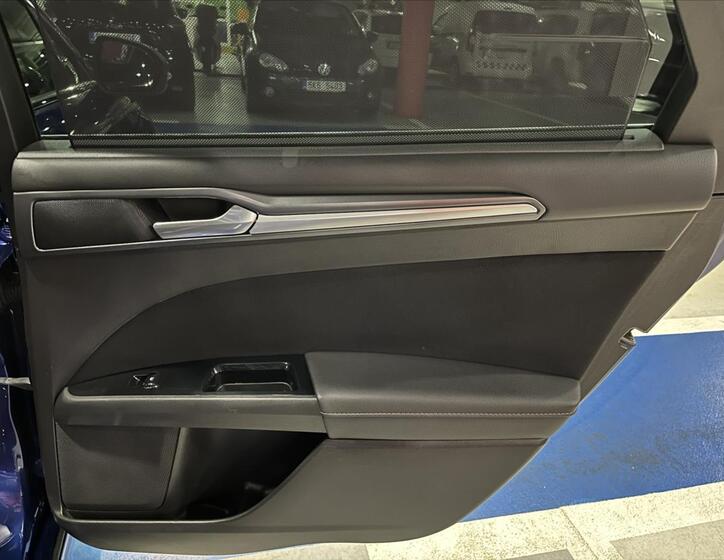 Ford Mondeo 13
