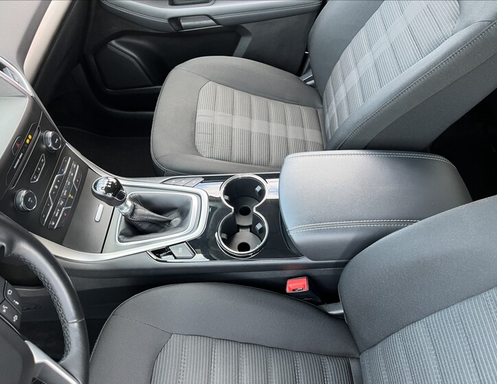 Ford Galaxy 36