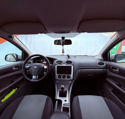 Ford Focus 14