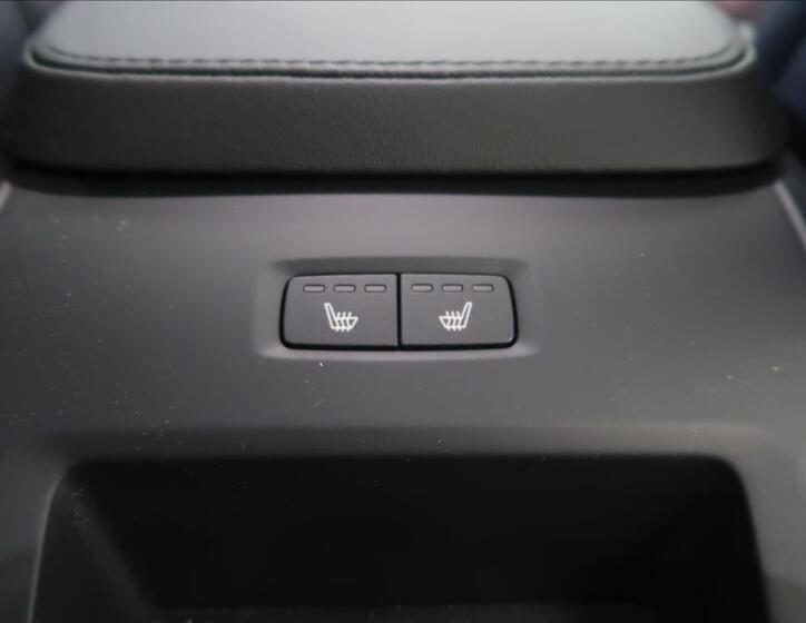Volvo XC90 12